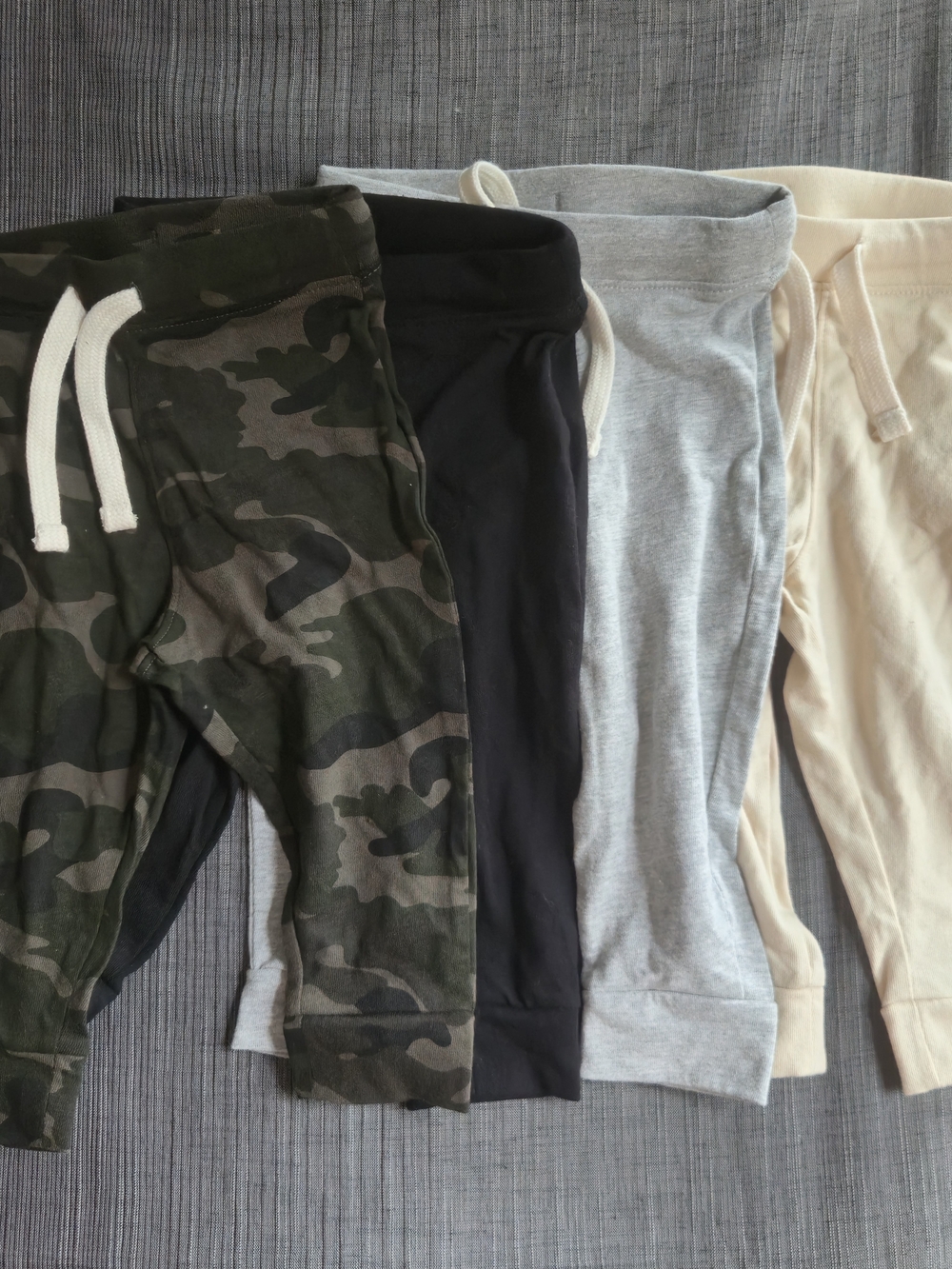 Old Navy Unisex Baby 12-18M 4 Pants Lot Jogger Cotton Drawstring Camo Multi
